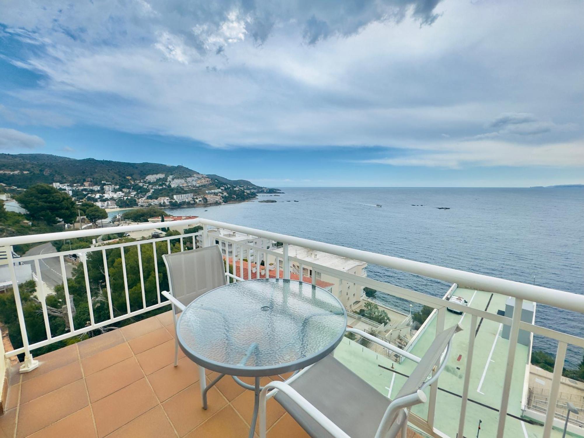 Apartment Marina 4 Roses